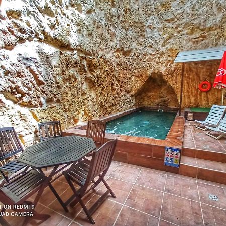 Town House With Private Pool In Village Centre Kalkara Exteriör bild