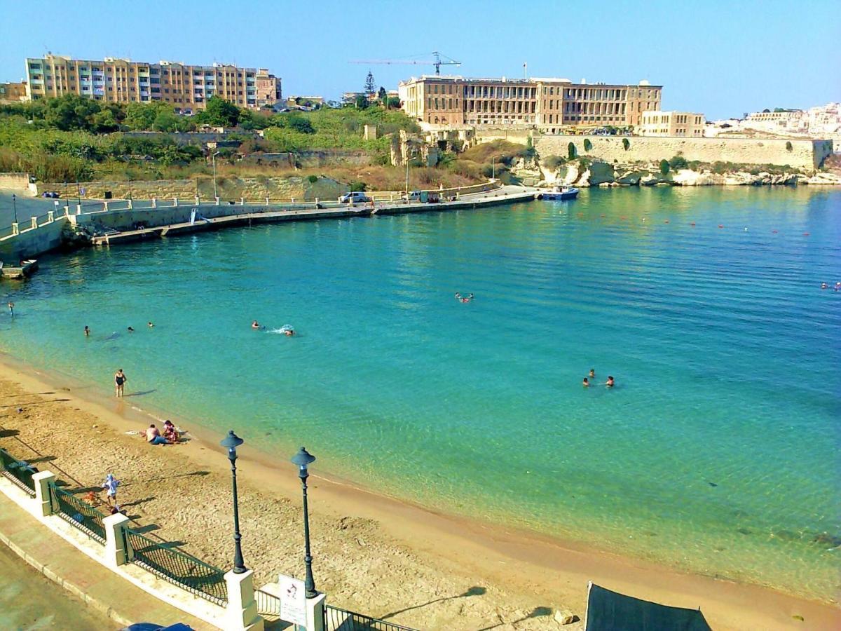 Town House With Private Pool In Village Centre Kalkara Exteriör bild