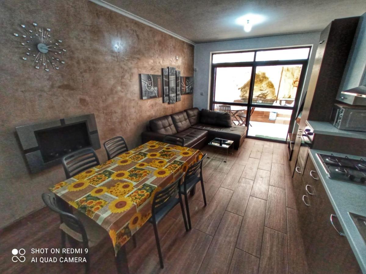 Town House With Private Pool In Village Centre Kalkara Exteriör bild