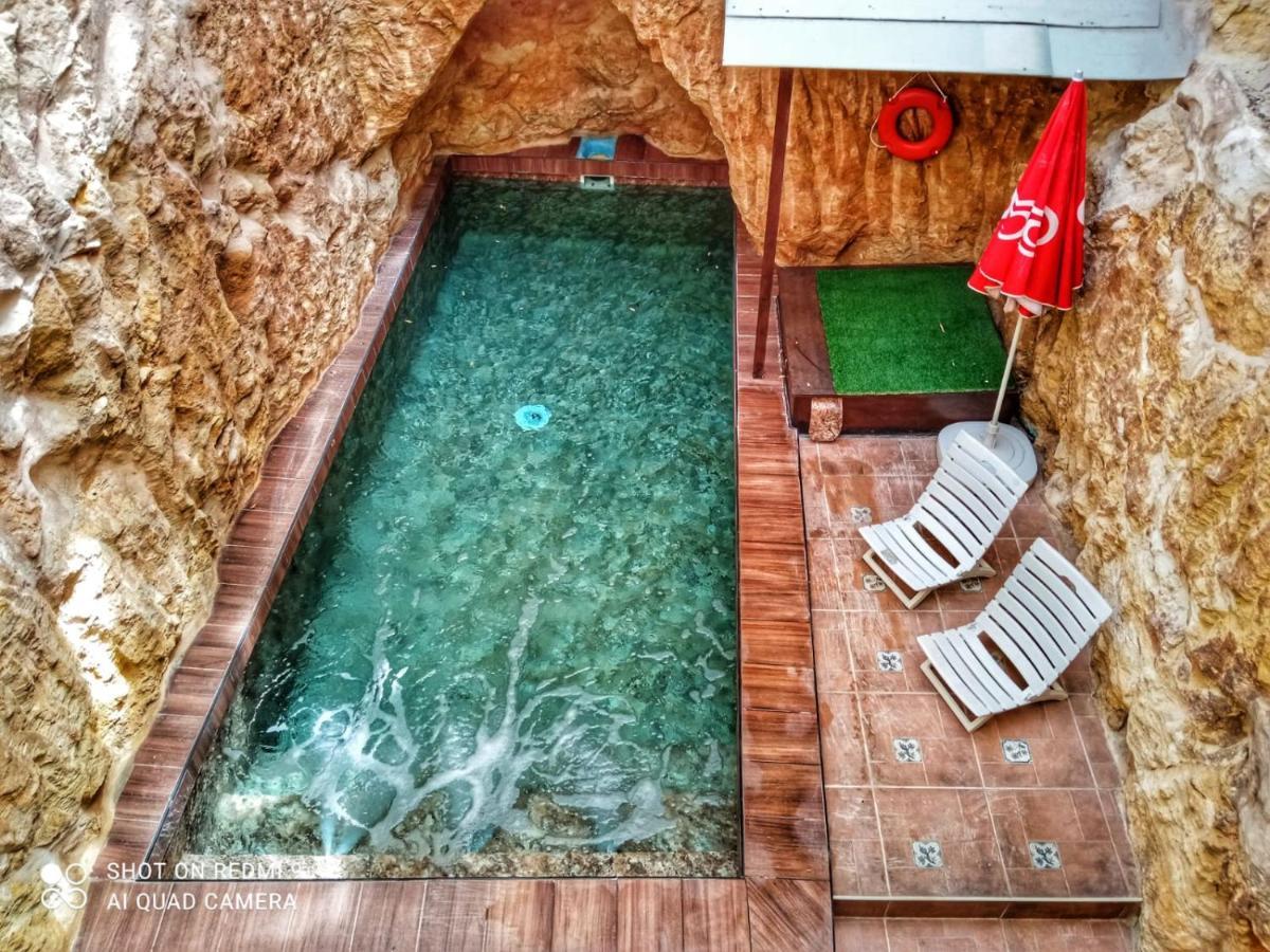Town House With Private Pool In Village Centre Kalkara Exteriör bild